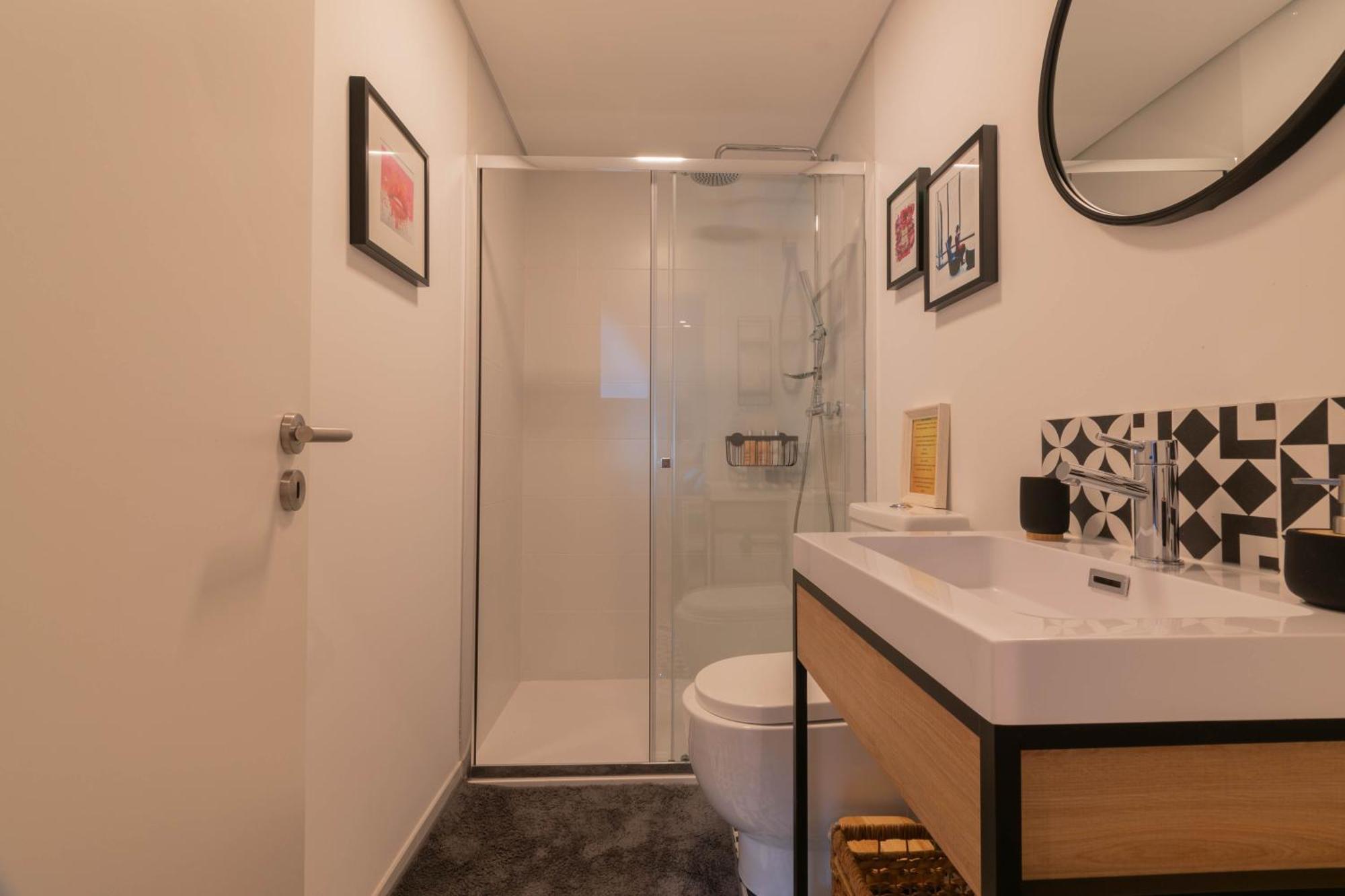 7Min To Uni Se-Velha - Ac - Work Desk - 300Mbs Wifi Bed & Breakfast Coimbra Exterior photo